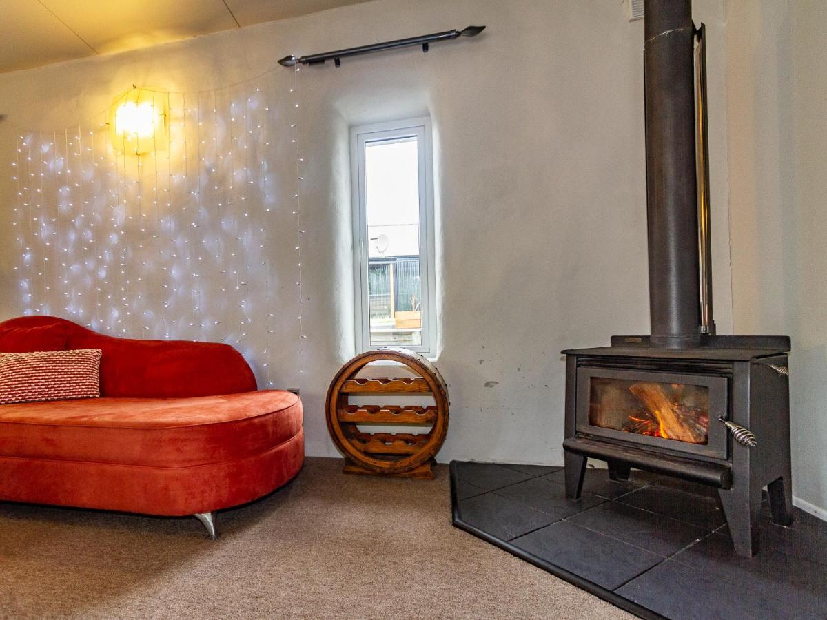 The Grey Straw House - Rangataua Holiday Home Ohakune Extérieur photo