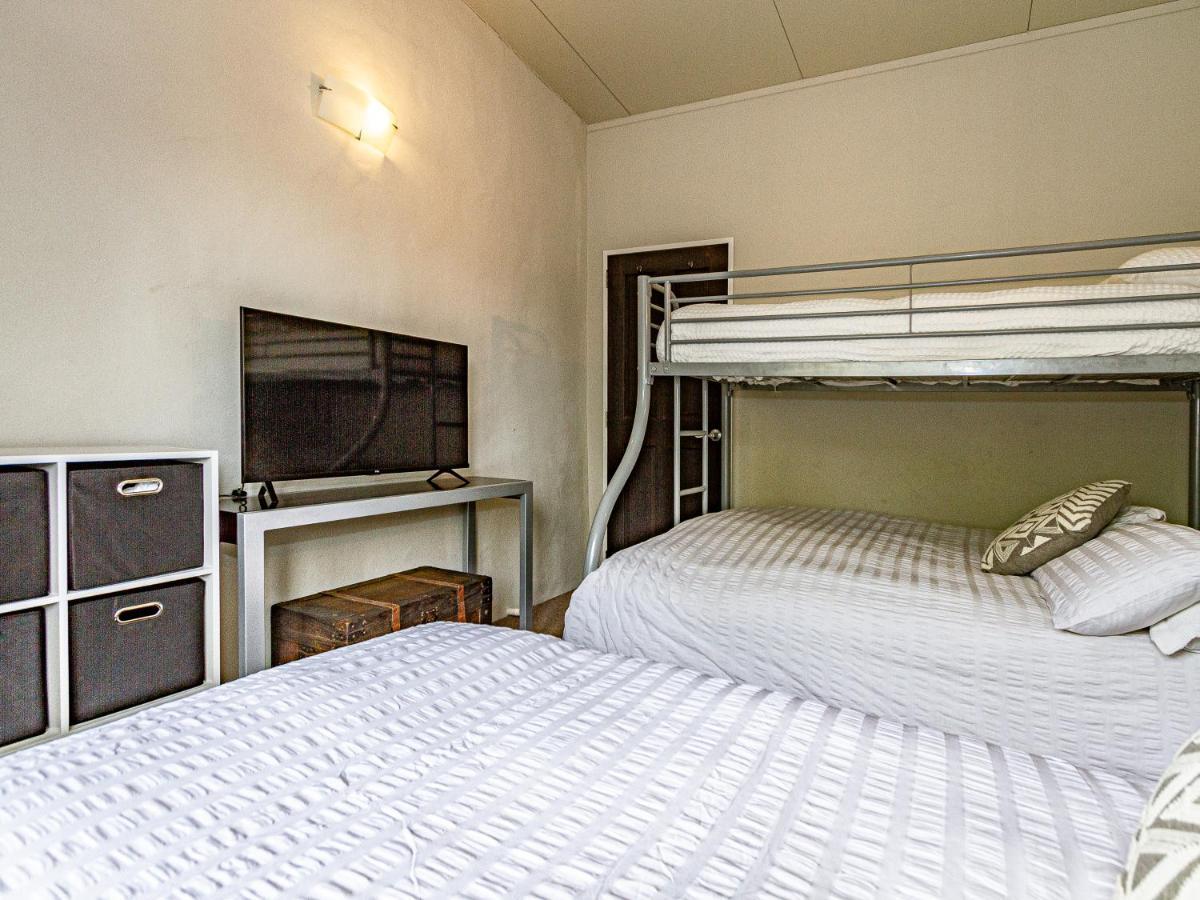The Grey Straw House - Rangataua Holiday Home Ohakune Extérieur photo